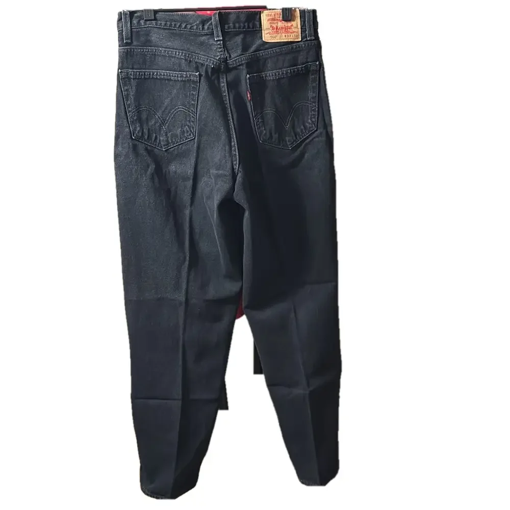 Like New Levi's 560 33/34 Black Jeans waist 33” rise 12” inseam 34”